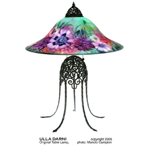 523 Table Lamp, by Ulla Darni